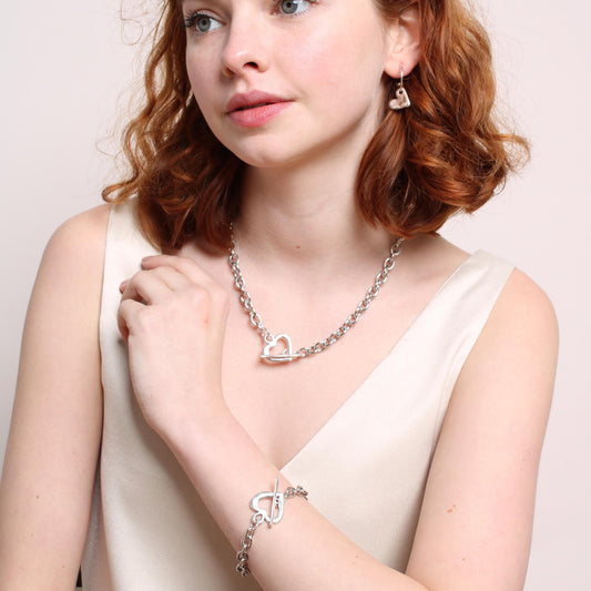 30N1237 - Hammered Heart T-bar Chunky Necklace