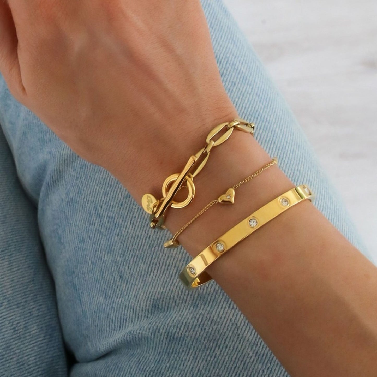 30B2847G - Long Link T-Bar Bracelet, Gold