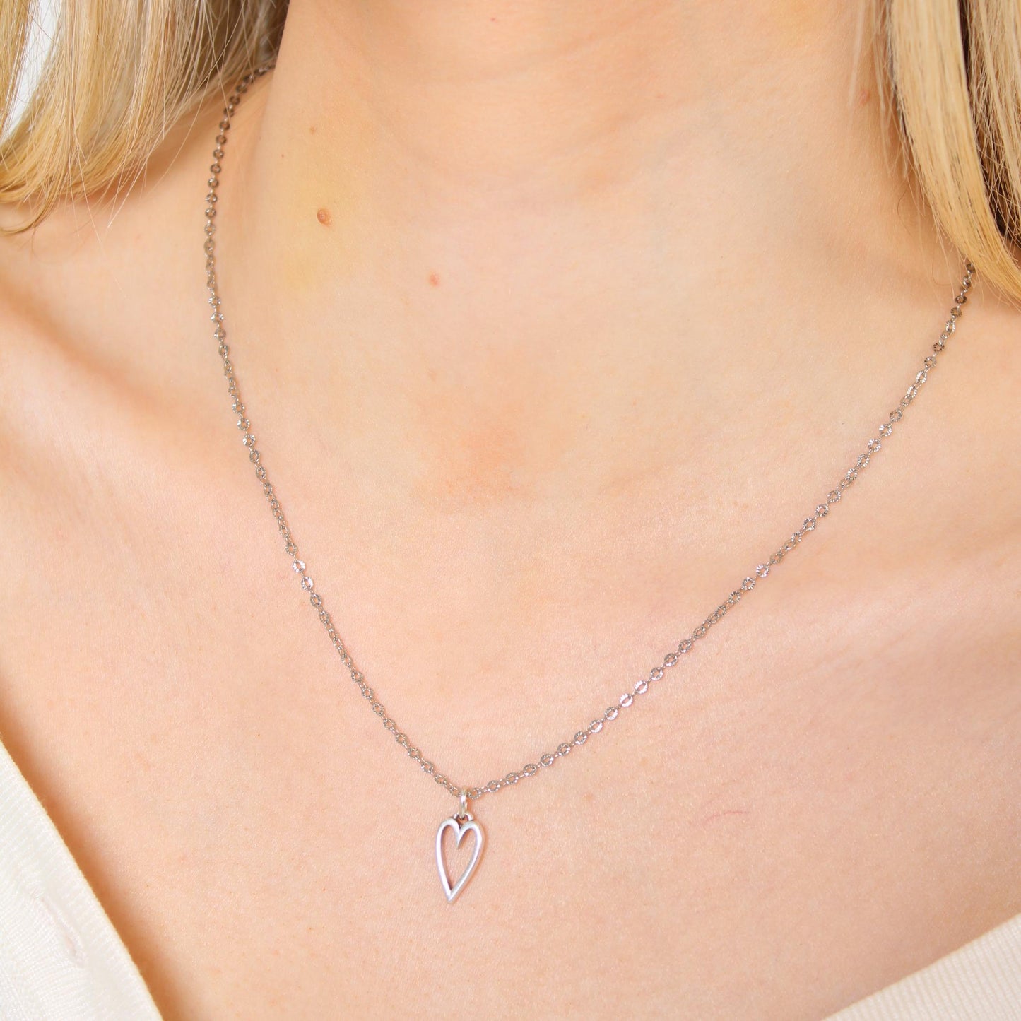 30N1605 - Mini Open Heart Fine Necklace, Silver