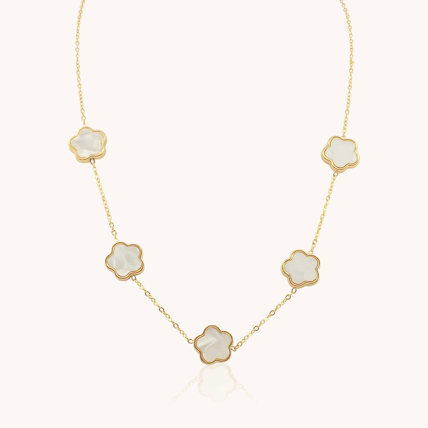 30N1027G - White Multi Clover Nedcklace, Gold