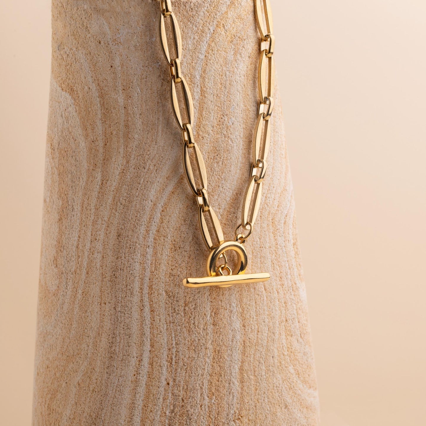 30N1888G - Long Link T-bar Necklace, Gold