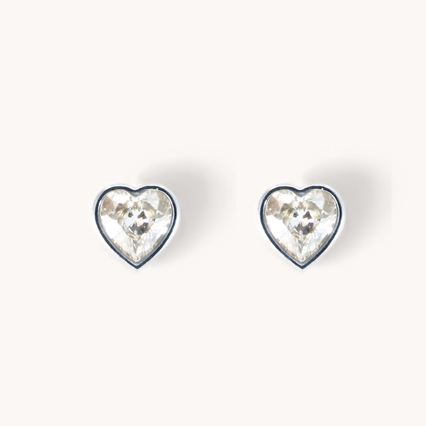 30E3372 - Heart Crystal Stud Earrings, Silver