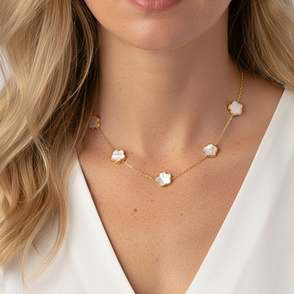 30N1027G - White Multi Clover Nedcklace, Gold